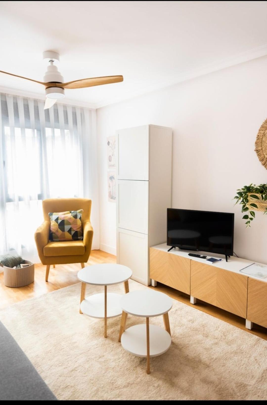 Apartamentos Rocamar Onís Exteriör bild
