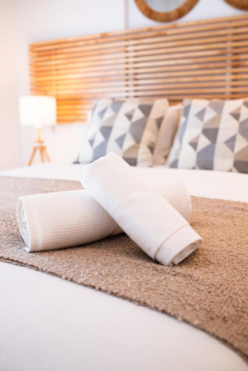 Apartamentos Rocamar Onís Exteriör bild